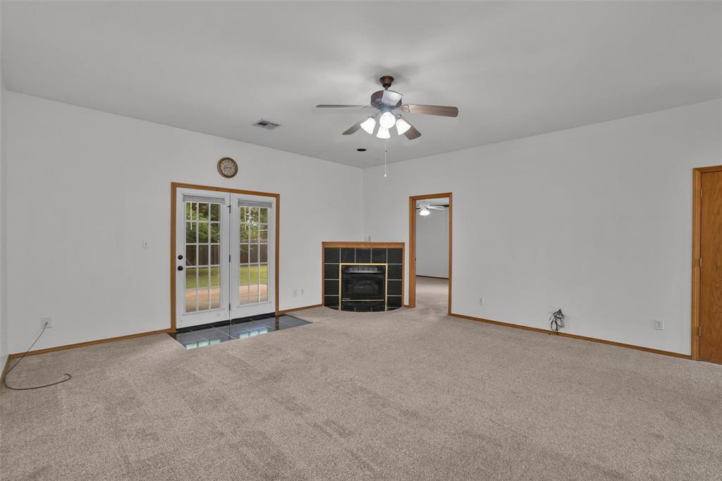 1101 Wendy Lane Property Photo 8