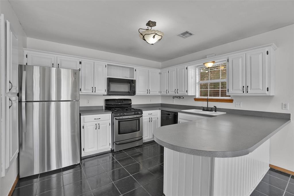 1101 Wendy Lane Property Photo 11