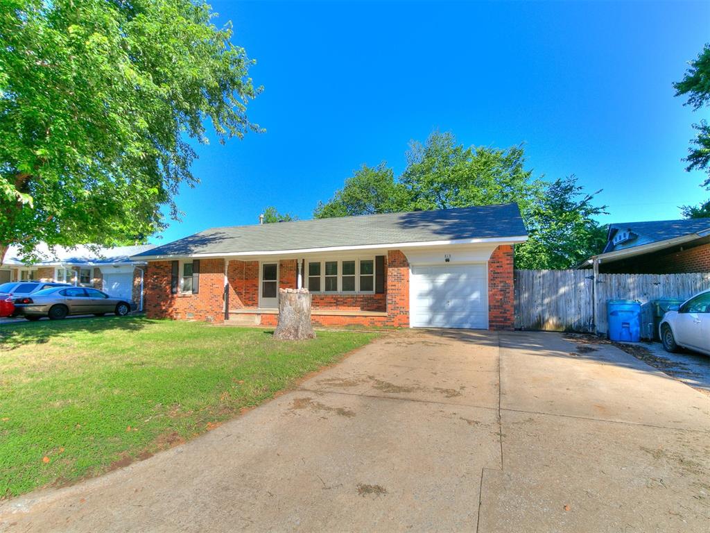 813 E Towry Drive Property Photo 1