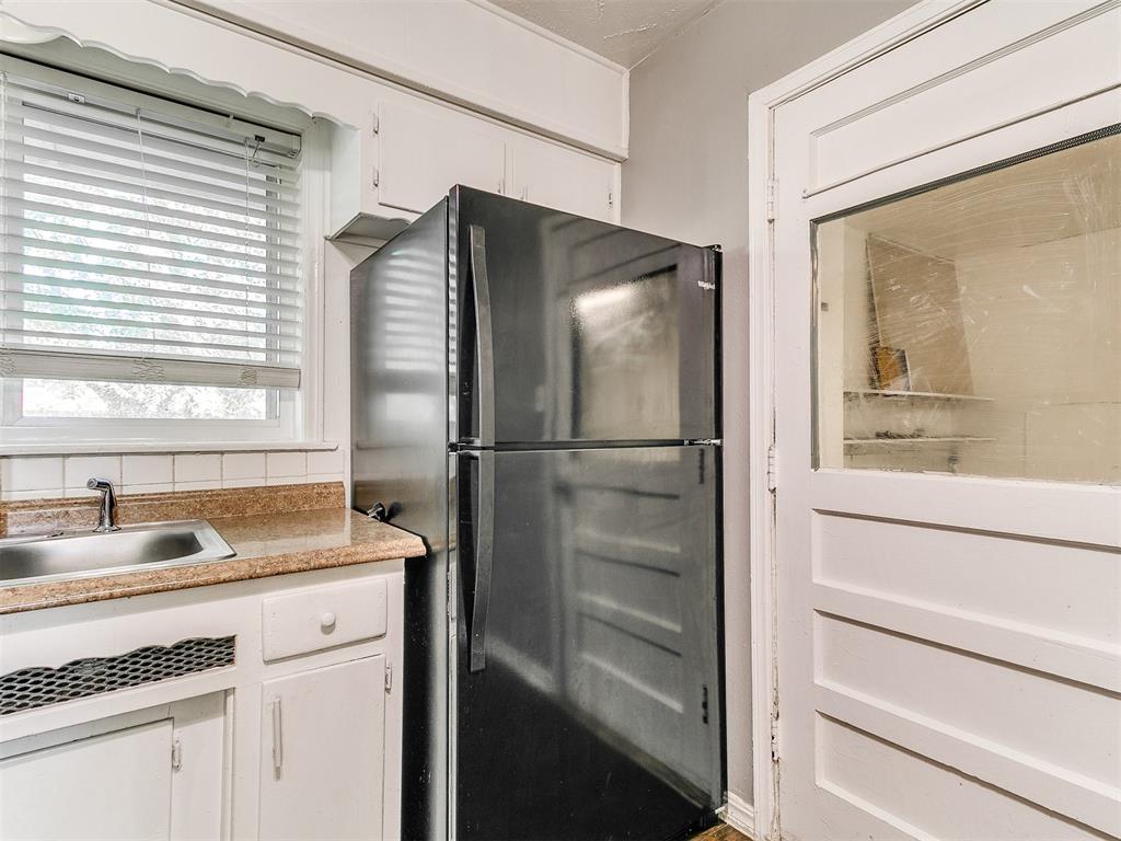 813 E Towry Drive Property Photo 19