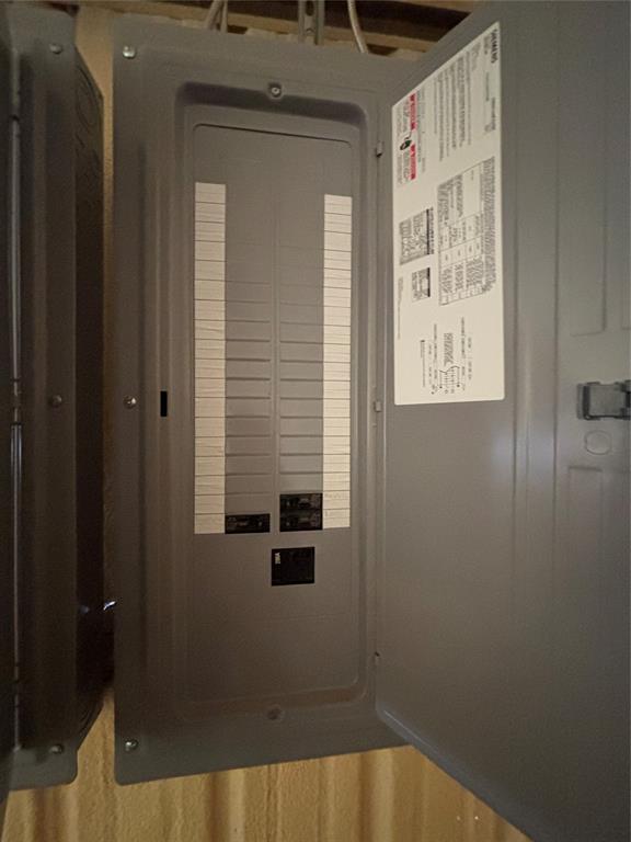 190885 S Highway 77 Property Photo 5