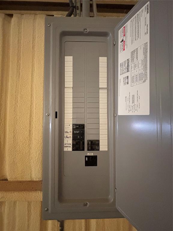 190885 S Highway 77 Property Photo 6