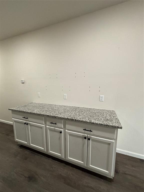 190885 S Highway 77 Property Photo 11