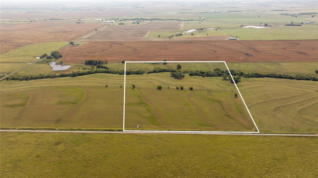 N Cr N2797 Road Property Photo 1