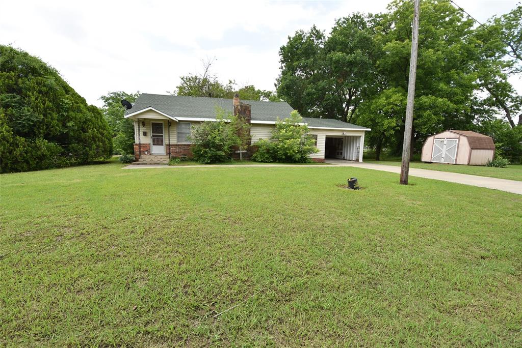 220 E Tiger Avenue Property Photo 1