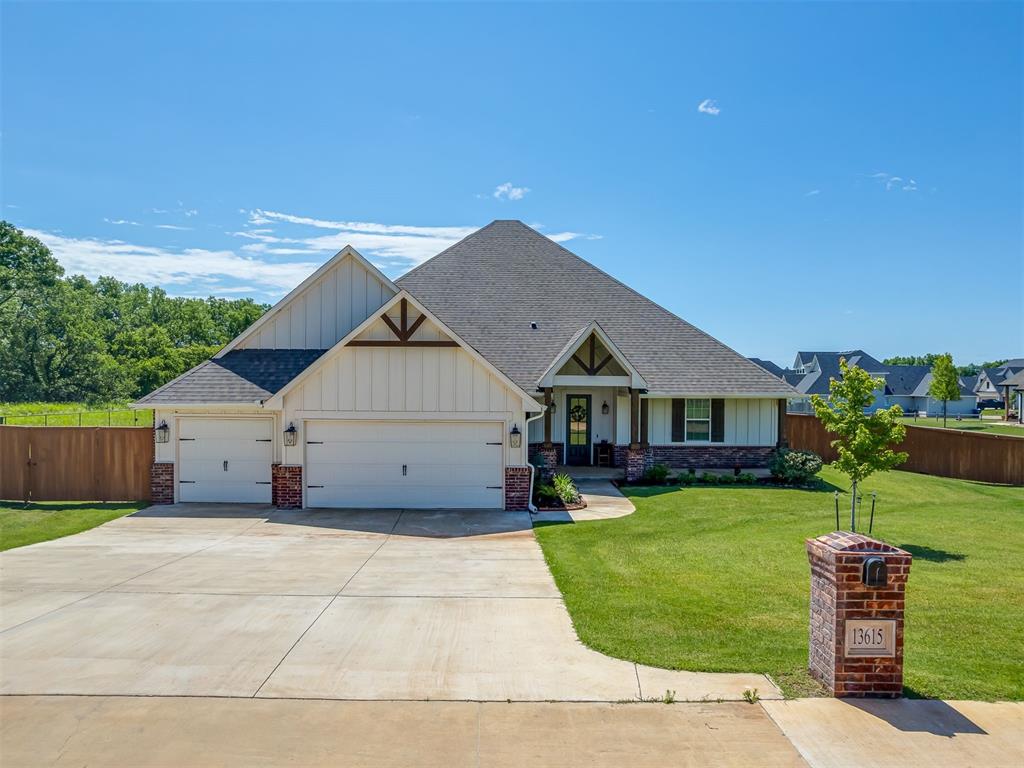 13615 Brook Crossing Property Photo 1