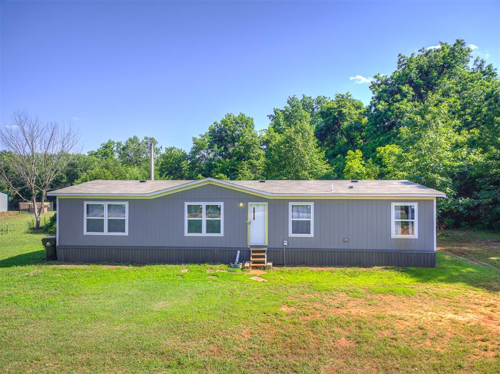 332841 E 890 Road Property Photo 1