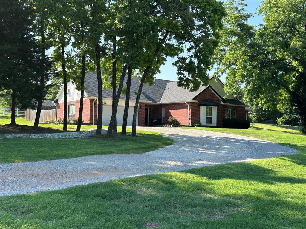 12 Northwood Drive Property Photo 1