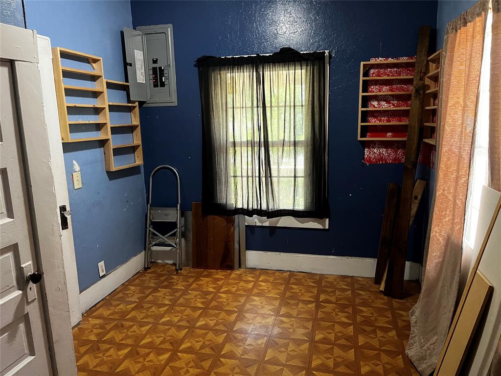 305 N Reimer Street Property Photo 14