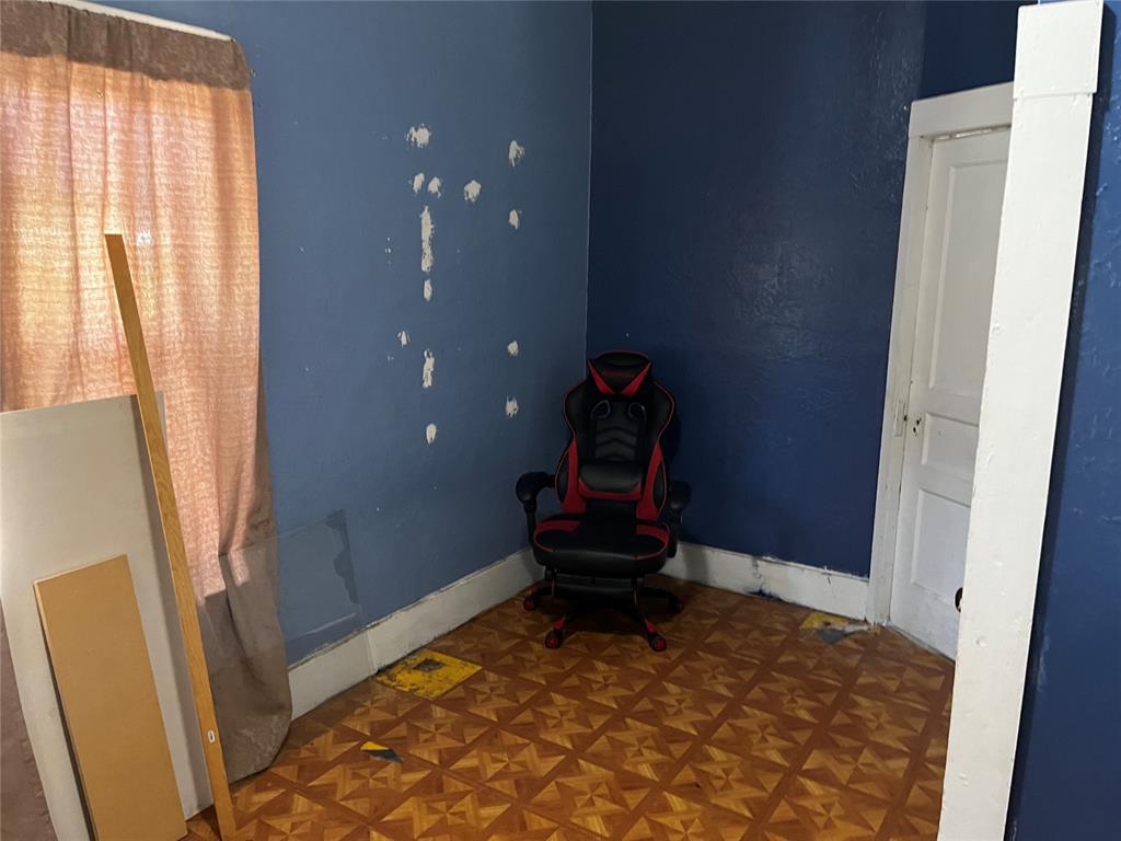 305 N Reimer Street Property Photo 15