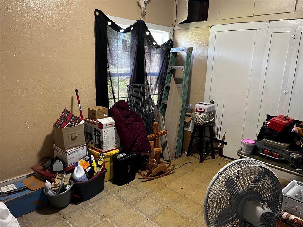 305 N Reimer Street Property Photo 17