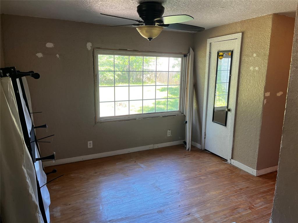 305 N Reimer Street Property Photo 23