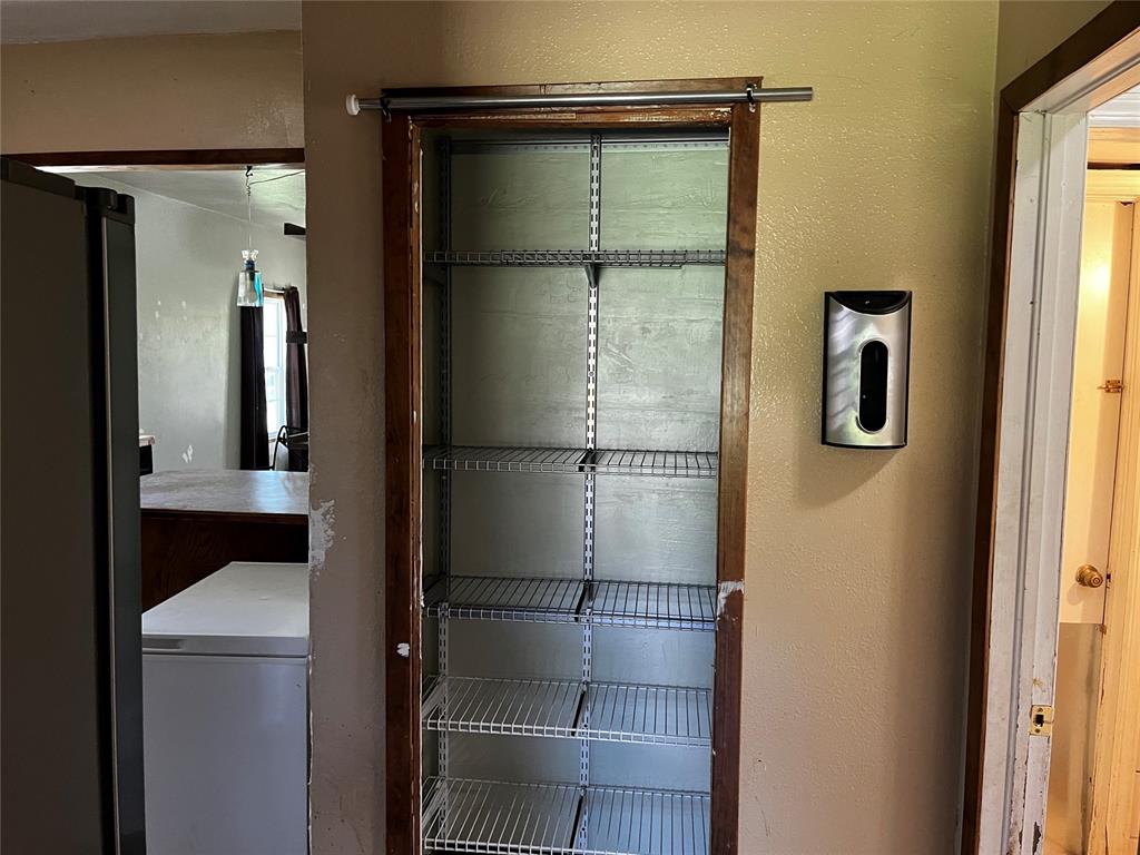 305 N Reimer Street Property Photo 24