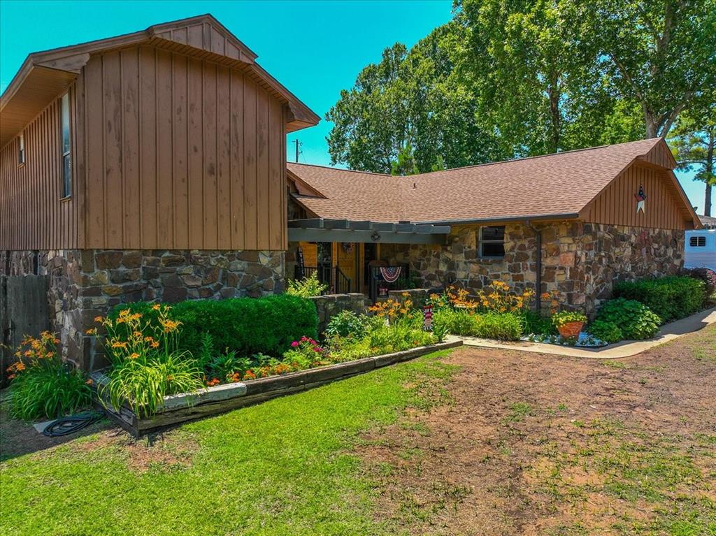 308 W Chickasaw Avenue Property Photo 1