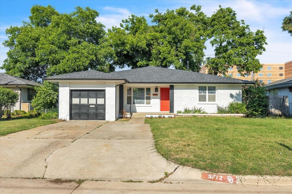 5712 N Roff Avenue Property Photo 1