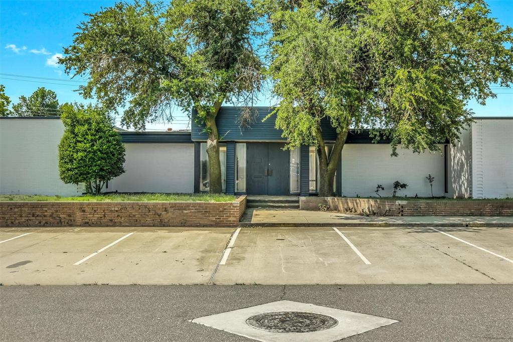 18 Ne 53rd Street Property Photo 1