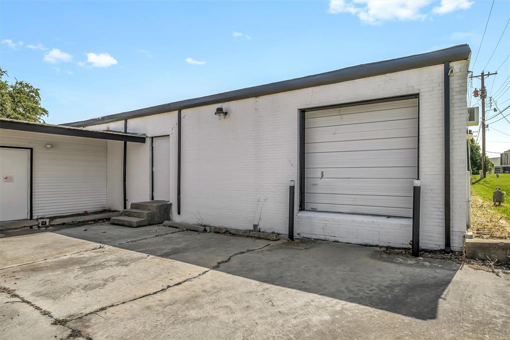 18 Ne 53rd Street Property Photo 11