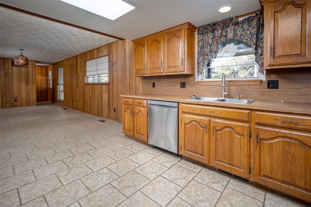 6101 Se 154th Street Property Photo 13