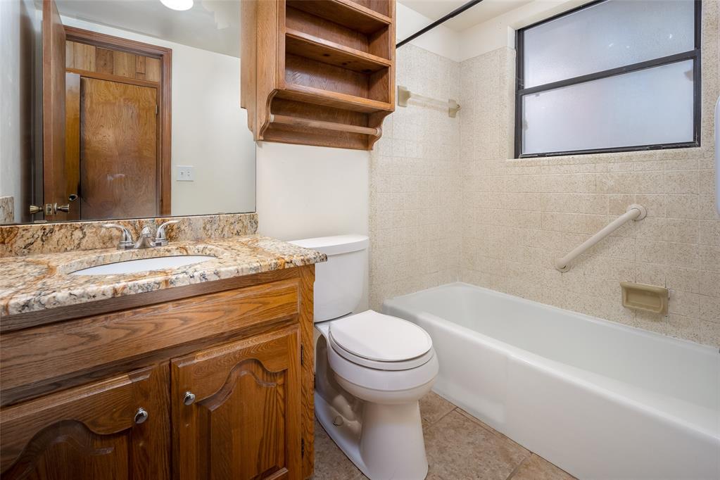 6101 Se 154th Street Property Photo 23