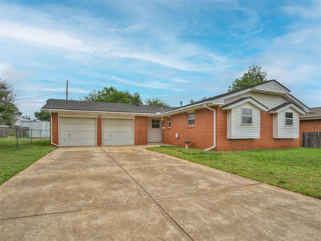 114 Platt Lane Property Photo