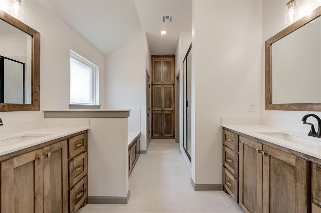 12100 Rockbed Drive Property Photo 16