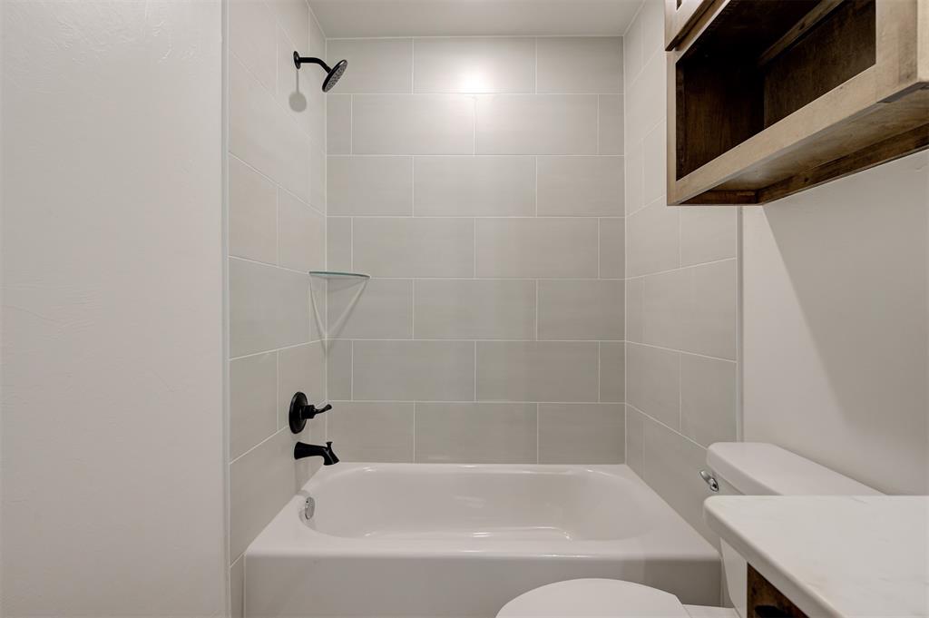 12100 Rockbed Drive Property Photo 28