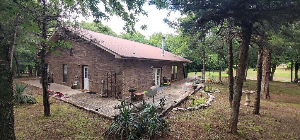 319 W Cedar Lane Property Photo