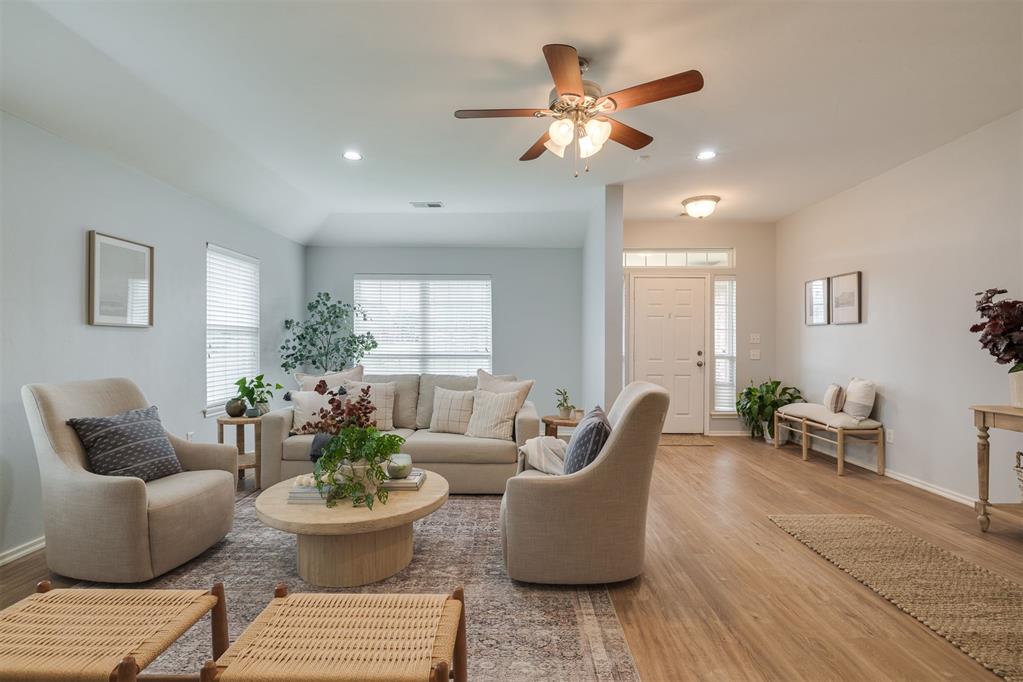 405 Bright Angel Trail Property Photo 2