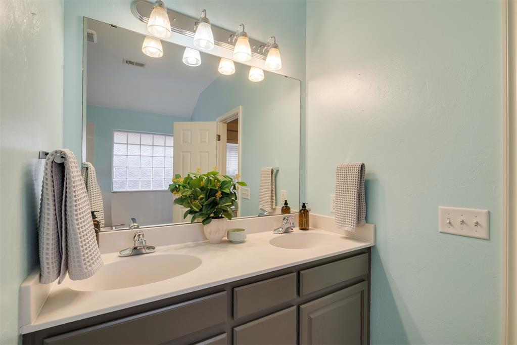 405 Bright Angel Trail Property Photo 31