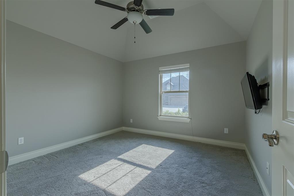 12916 Ponderosa Boulevard Property Photo 6