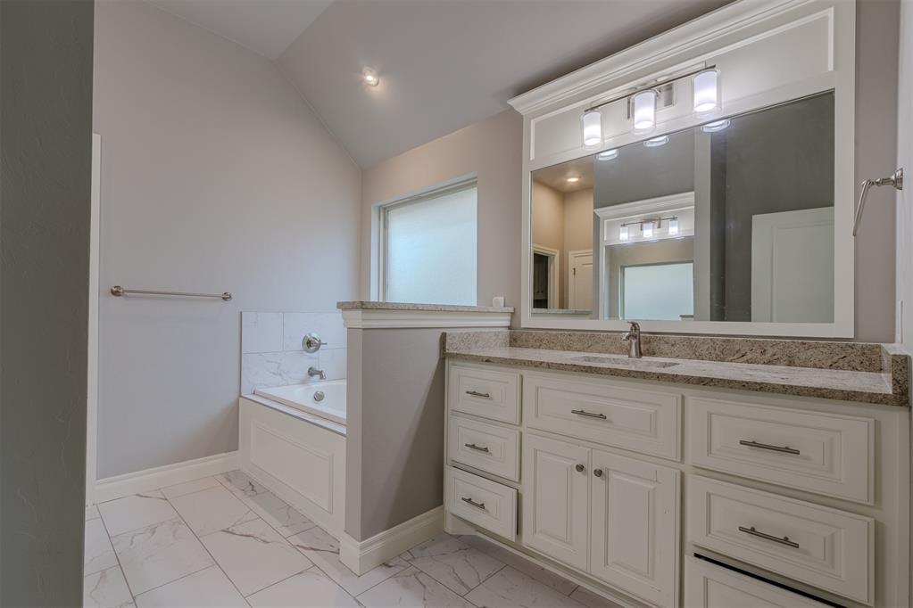 12916 Ponderosa Boulevard Property Photo 19