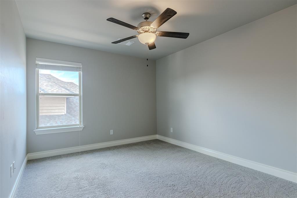 12916 Ponderosa Boulevard Property Photo 29