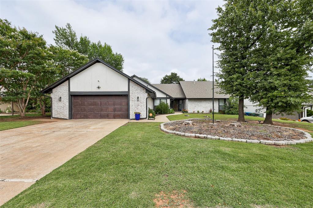 2404 Brookhaven Drive Property Photo 1