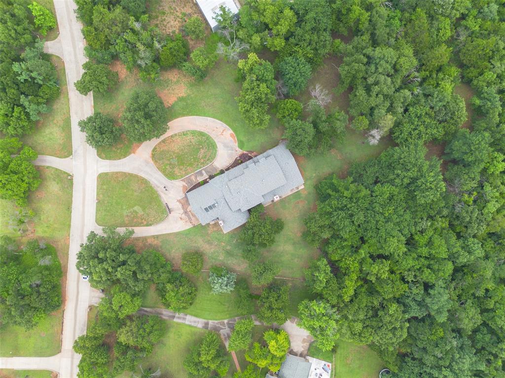 2108 Woodhill Road Property Photo 5