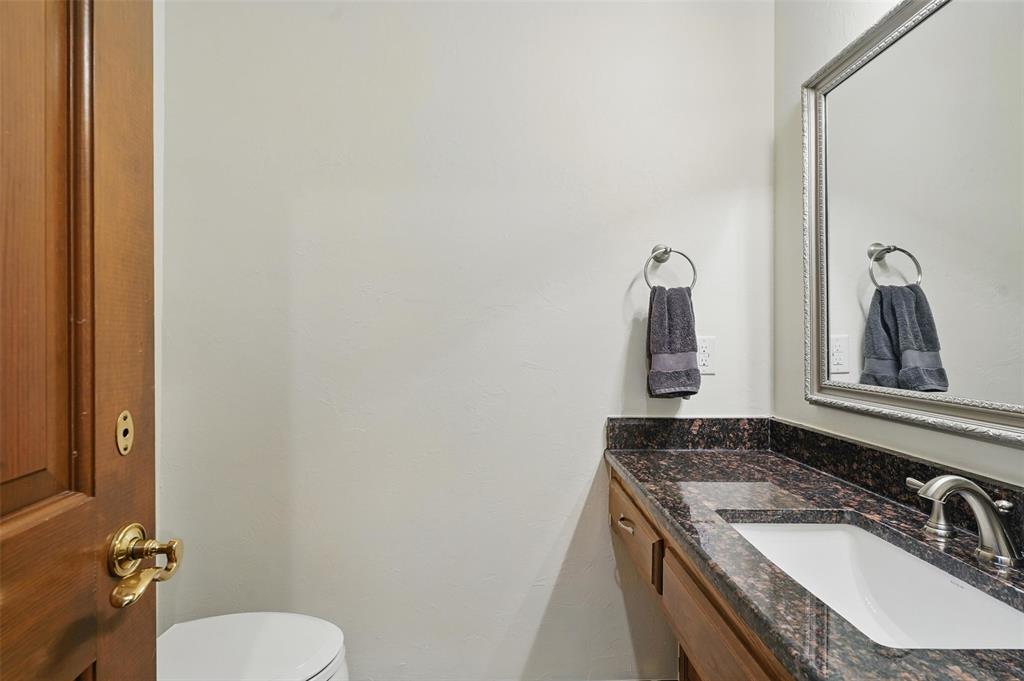 2108 Woodhill Road Property Photo 8
