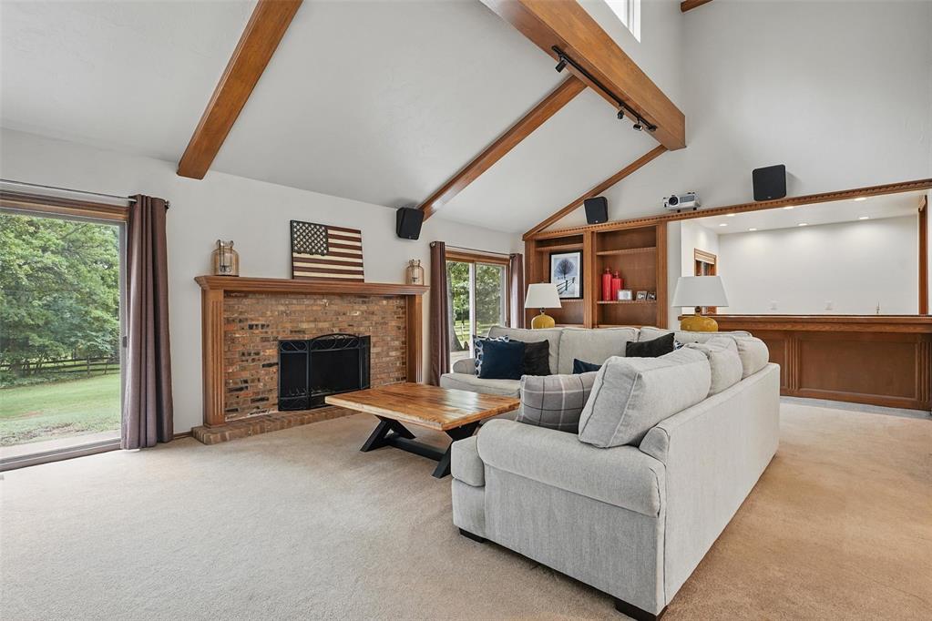 2108 Woodhill Road Property Photo 10