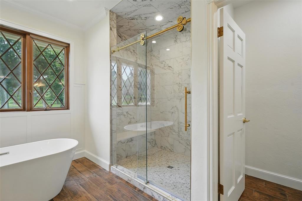 2108 Woodhill Road Property Photo 17