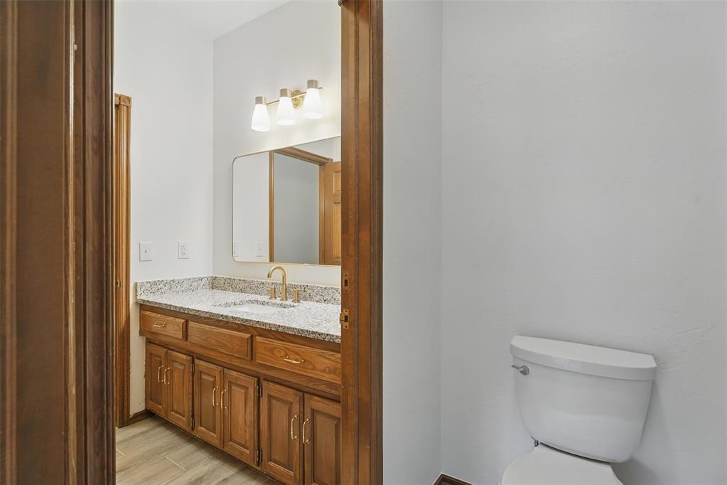 2108 Woodhill Road Property Photo 22
