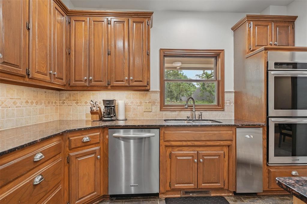 2108 Woodhill Road Property Photo 25