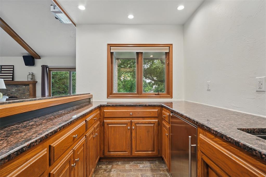 2108 Woodhill Road Property Photo 25