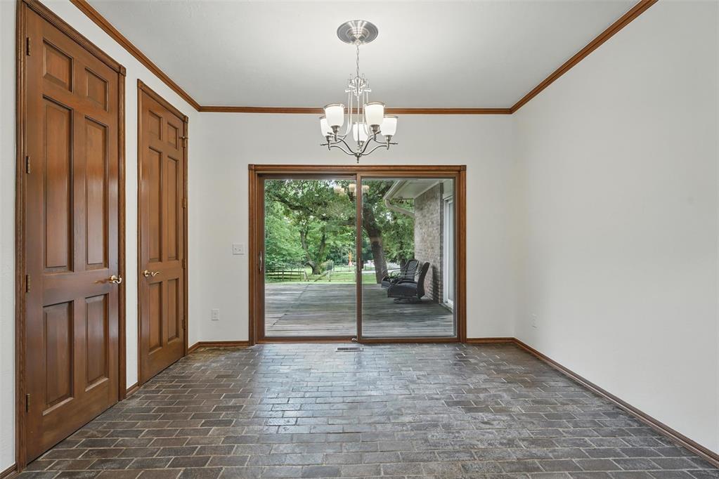 2108 Woodhill Road Property Photo 30