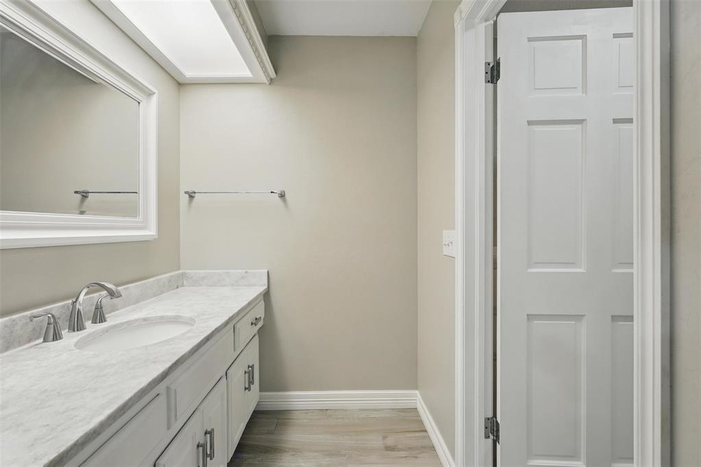 2108 Woodhill Road Property Photo 45