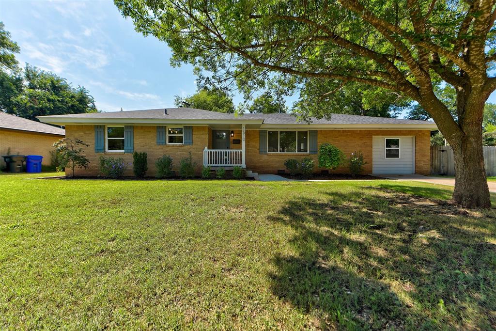 1510 Melrose Drive Property Photo 1