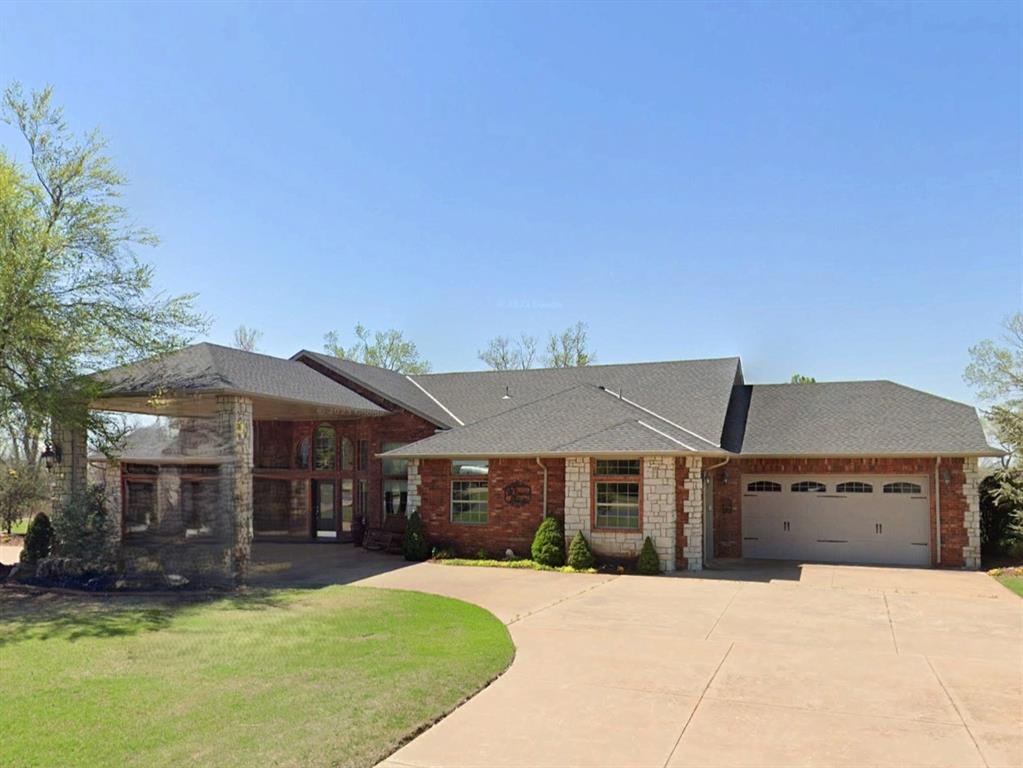 1608 Bentwater Drive Property Photo 1