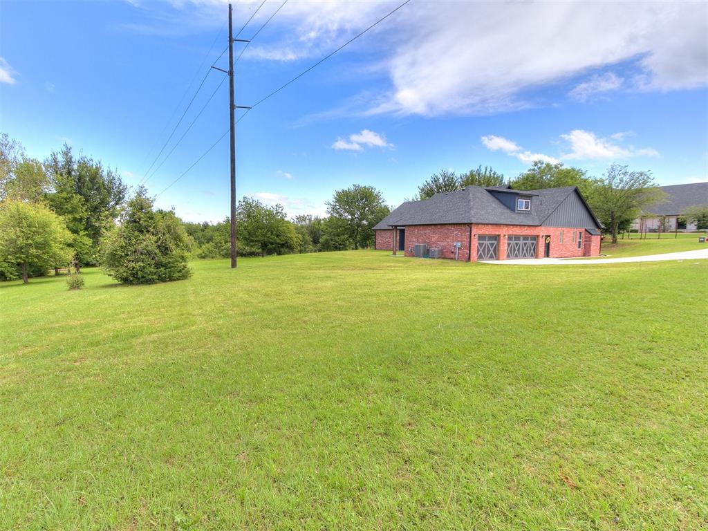 673 Barn Circle Property Photo 39