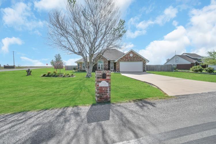 2 NW Havenshire Circle