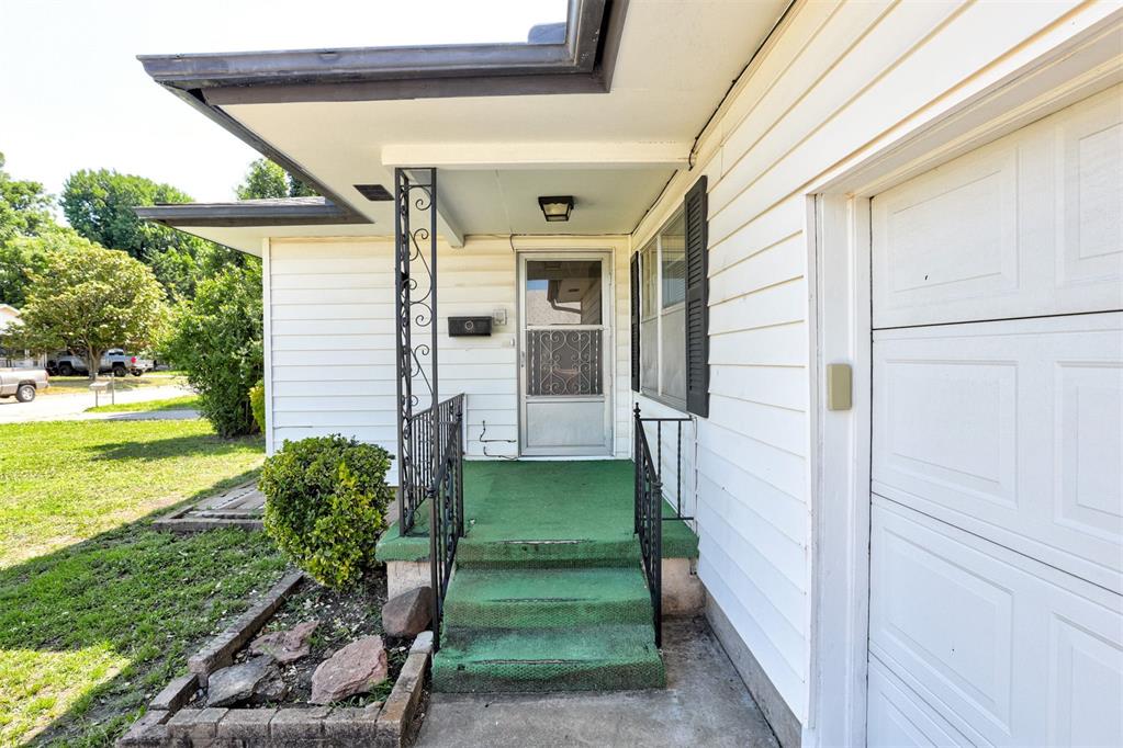 520 Se 47th Street Property Photo 4