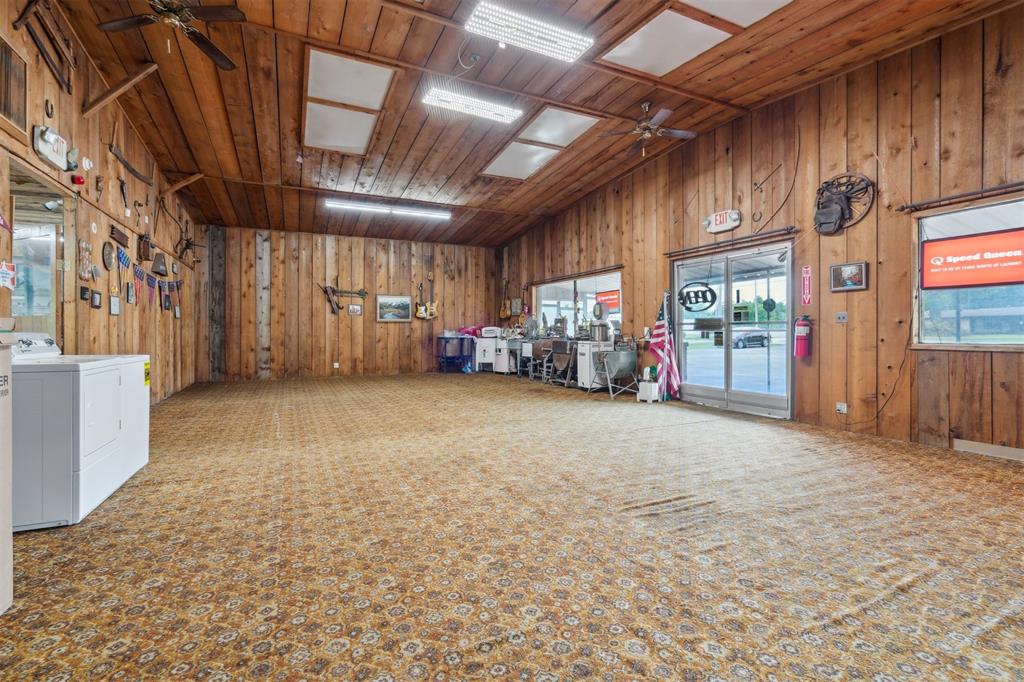 325 S Sooner Road Property Photo 14