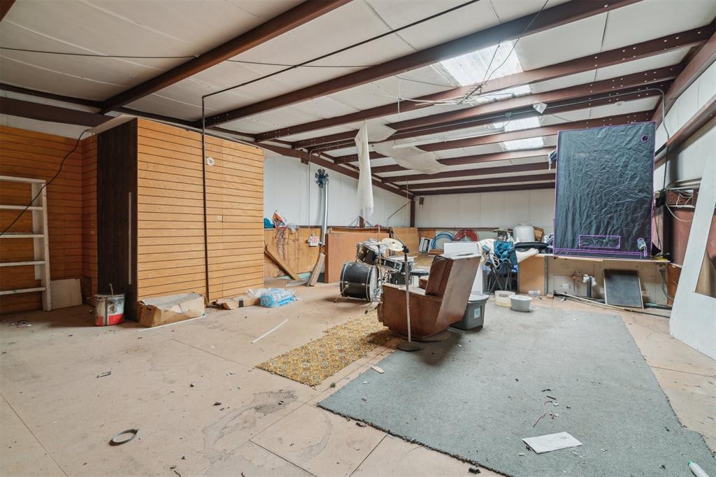 325 S Sooner Road Property Photo 19