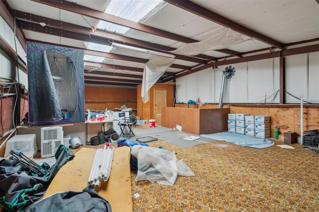 325 S Sooner Road Property Photo 23